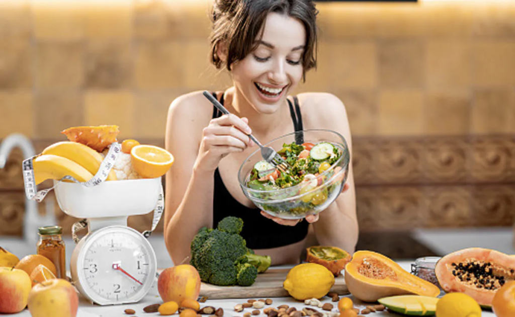 Simple wellness tips for a healthier and happier everyday life, including healthy habits, regular movement, good sleep, and daily balance.
